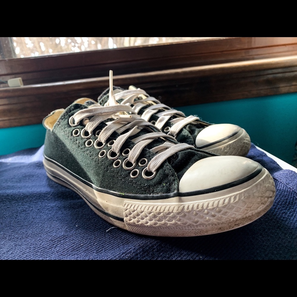 Black Converse